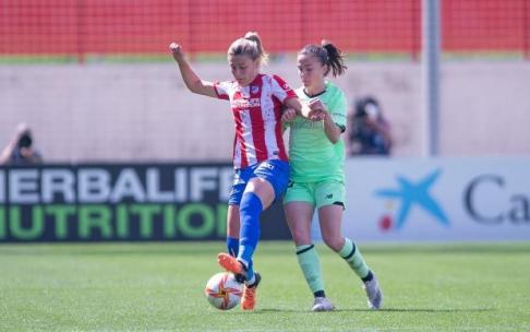 El Athletic femenino cae ante el Atlético Madrid. El Athletic femenino cae ante el Atlético Madrid.
