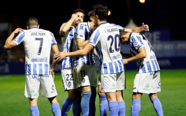 Los jugadores del Atlético Baleares celebran su pase ante el Celta Los jugadores del Atlético Baleares celebran su pase ante el Celta