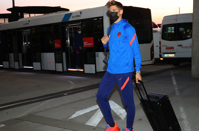 Marcos Llorente, listo para partir a Vitoria-Gasteiz.