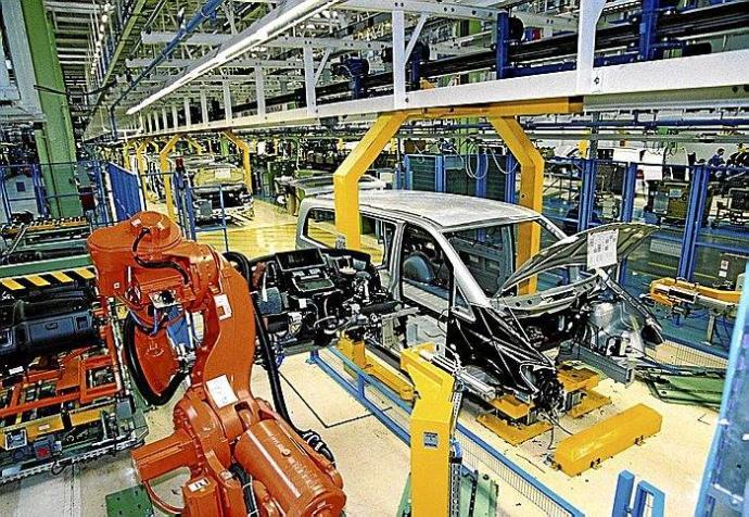 El sector vasco de automoción facturó 18.351 millones en 2021.