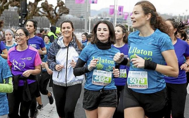 Mujeres corriendo la Lilatón. Foto: Esti Veintemillas