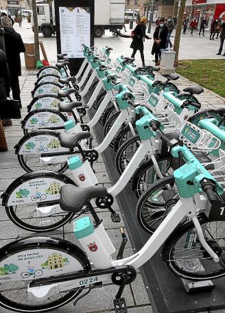 Presentación del nuevo servicio público de alquiler de bicicletas. Foto: Javier Bergasa