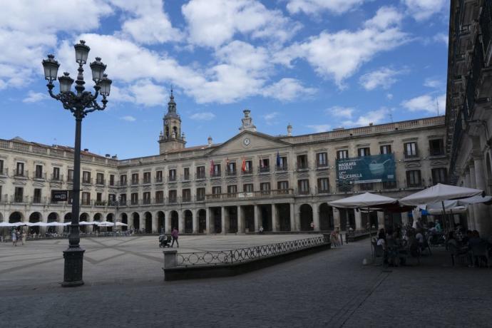 Exterior del Ayuntamiento de Vitoria.