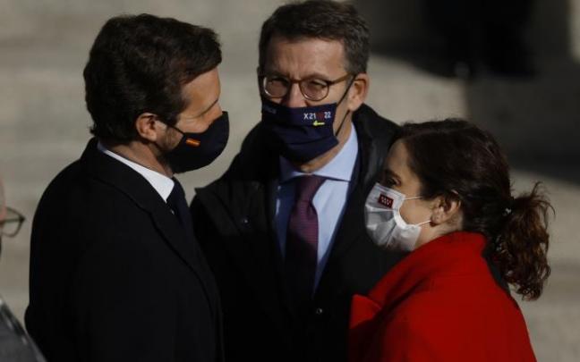 Ayuso junto a Casado y Feijóo en una imagen de archivo.