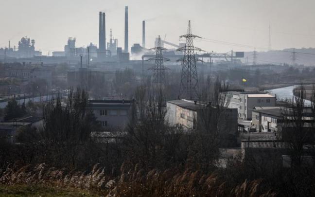 Imagen de la acería Azovstal. Imagen de la acería Azovstal.