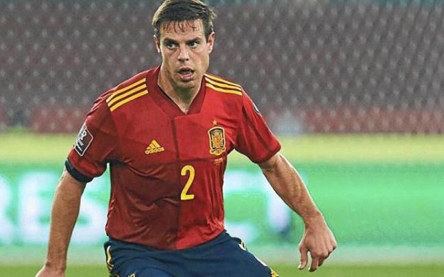 César Azpilicueta, en el partido ante Suecia. Foto: Europa Press