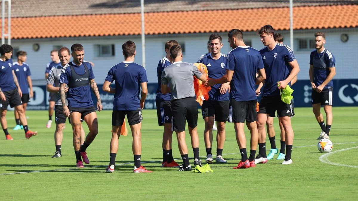 Entrenamiento de Osasuna en la pretemporada de la temporada 21/22