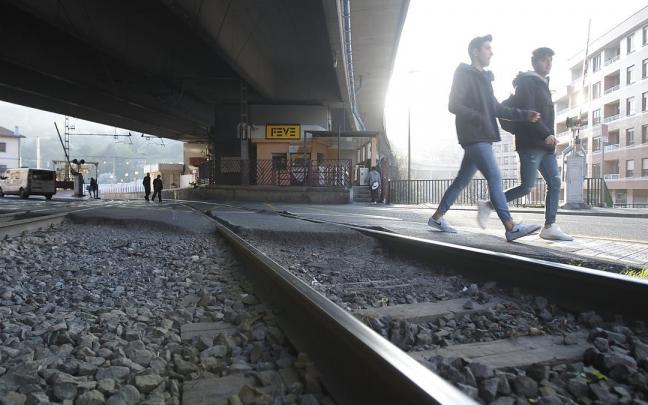 Con el soterramiento se eliminará el paso a nivel del tren en el bilbaino barrio de Zorrotza