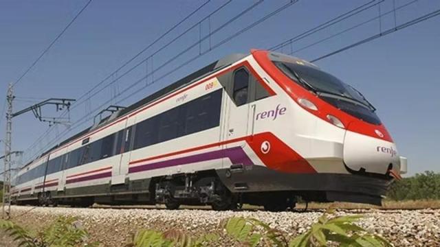 Un tren de Renfe. Un tren de Renfe.
