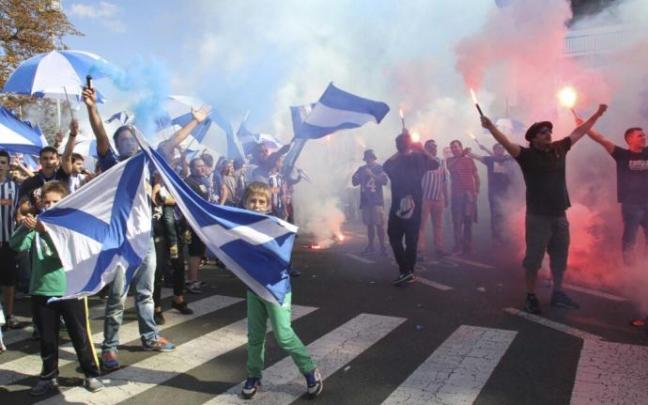 Afición del Alavés.