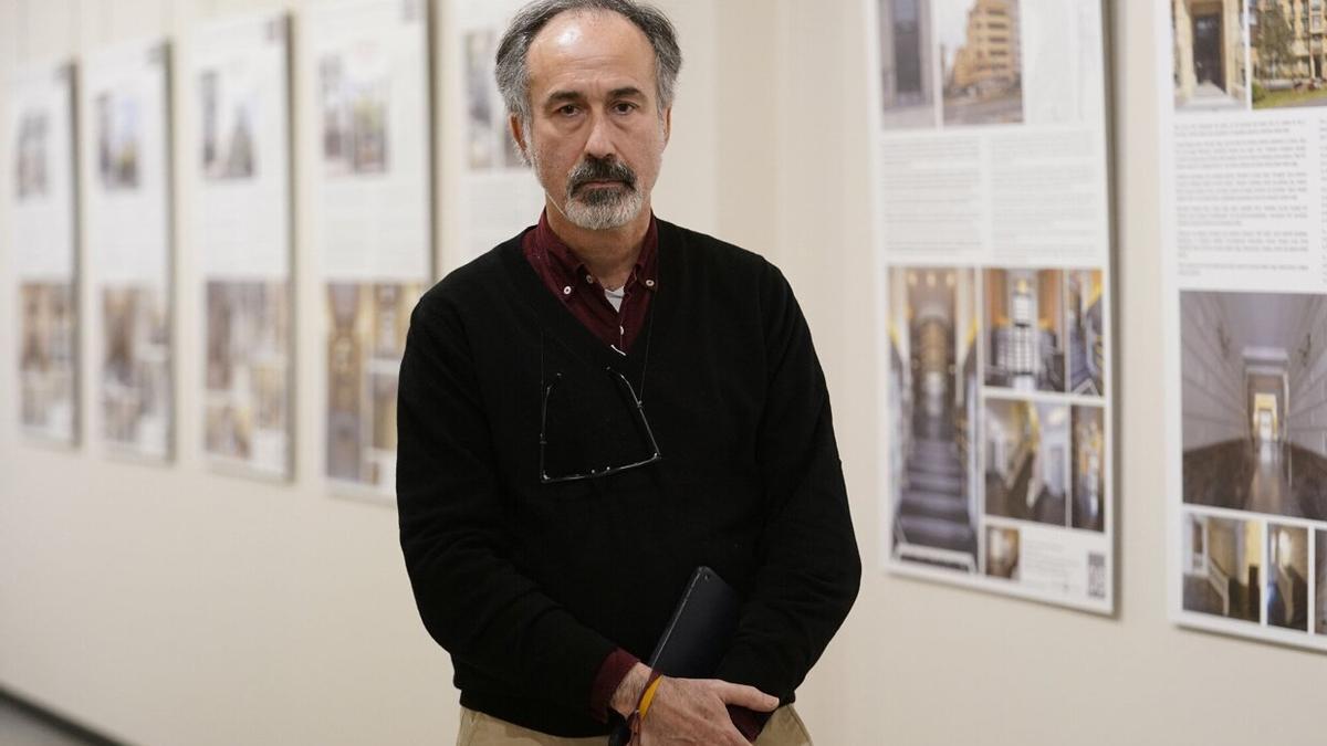 Juan Martín, director de la comisión de patrimonio del Colegio Oficial de Arquitectos Vasco-Navarro (COAVN) y responsable de las visitas guiadas.