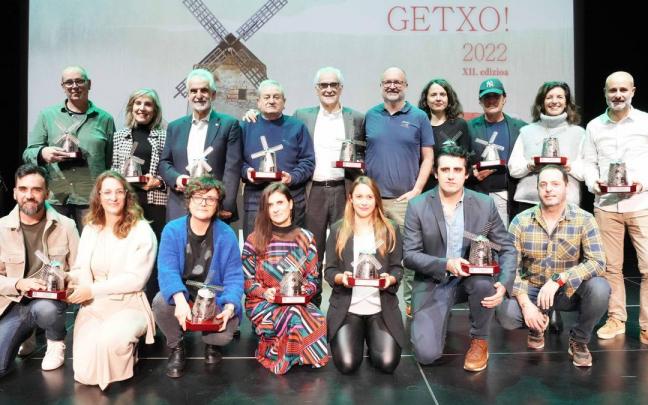 Foto de familia en la entrega de los premios Aixe! 2022.