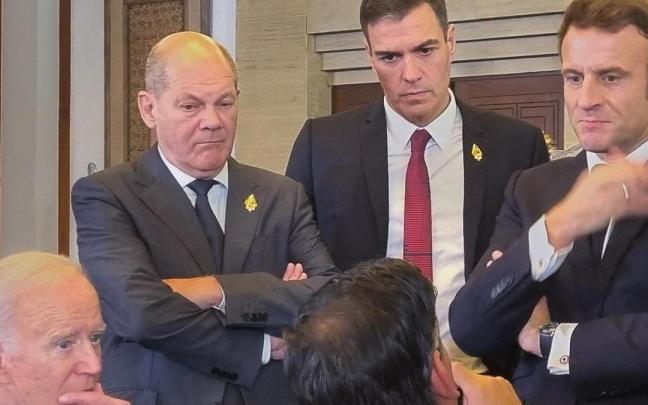 Los mandatarios de EE.UU, Alemania, España y Francia durante al reunión de urgencia celebrada en el marco del G-20. Los mandatarios de EE.UU, Alemania, España y Francia durante al reunión de urgencia celebrada en el marco del G-20.