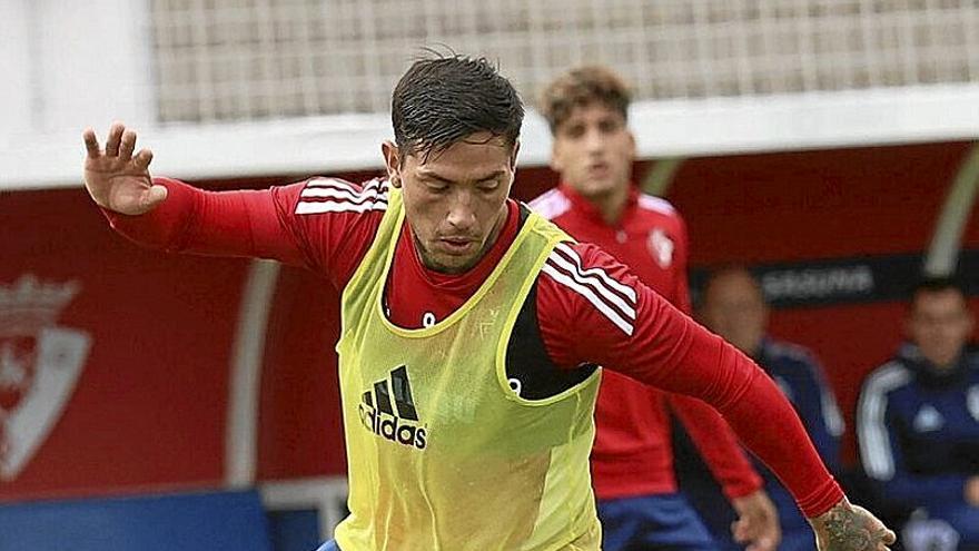 Chimy &Aacute;vila, en el entrenamiento en Tajonar.