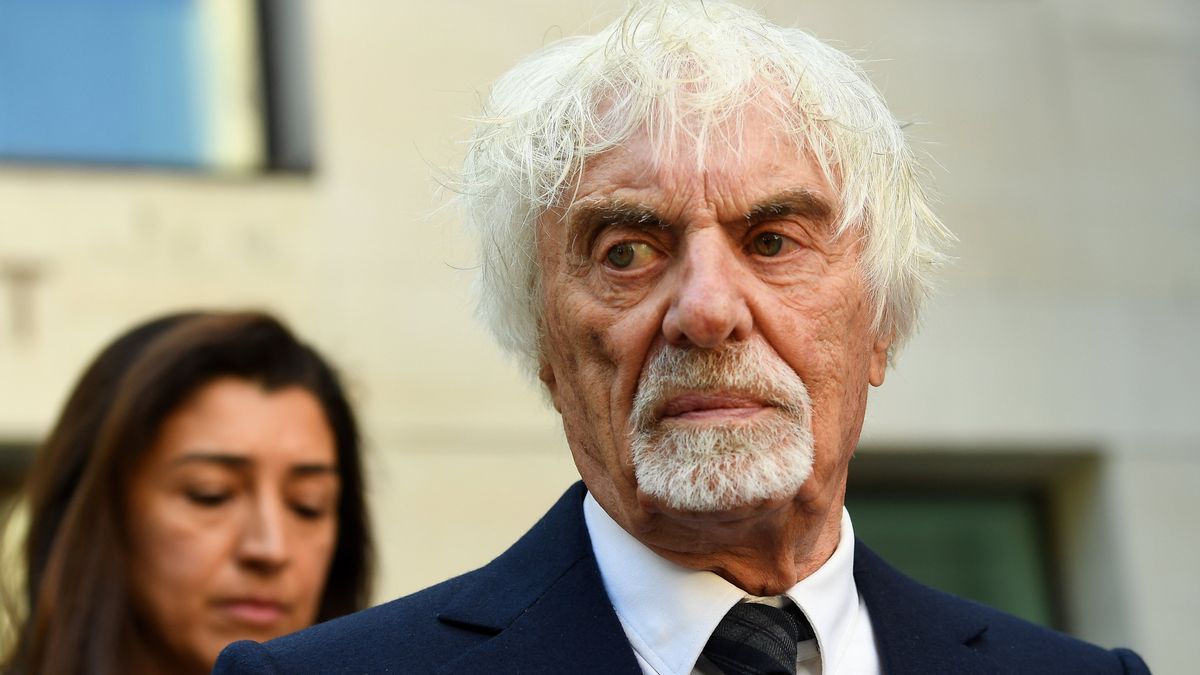 Bernie Ecclestone a su llegada al tribunal londinense.