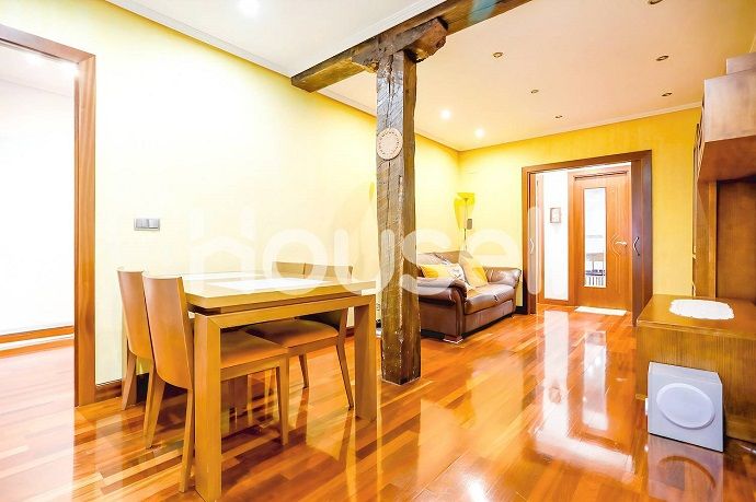 Piso de 5 dormitorios en Portugalete.