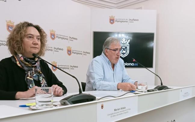 Marian Aldaia y Joseba Asiron, en rueda de prensa.