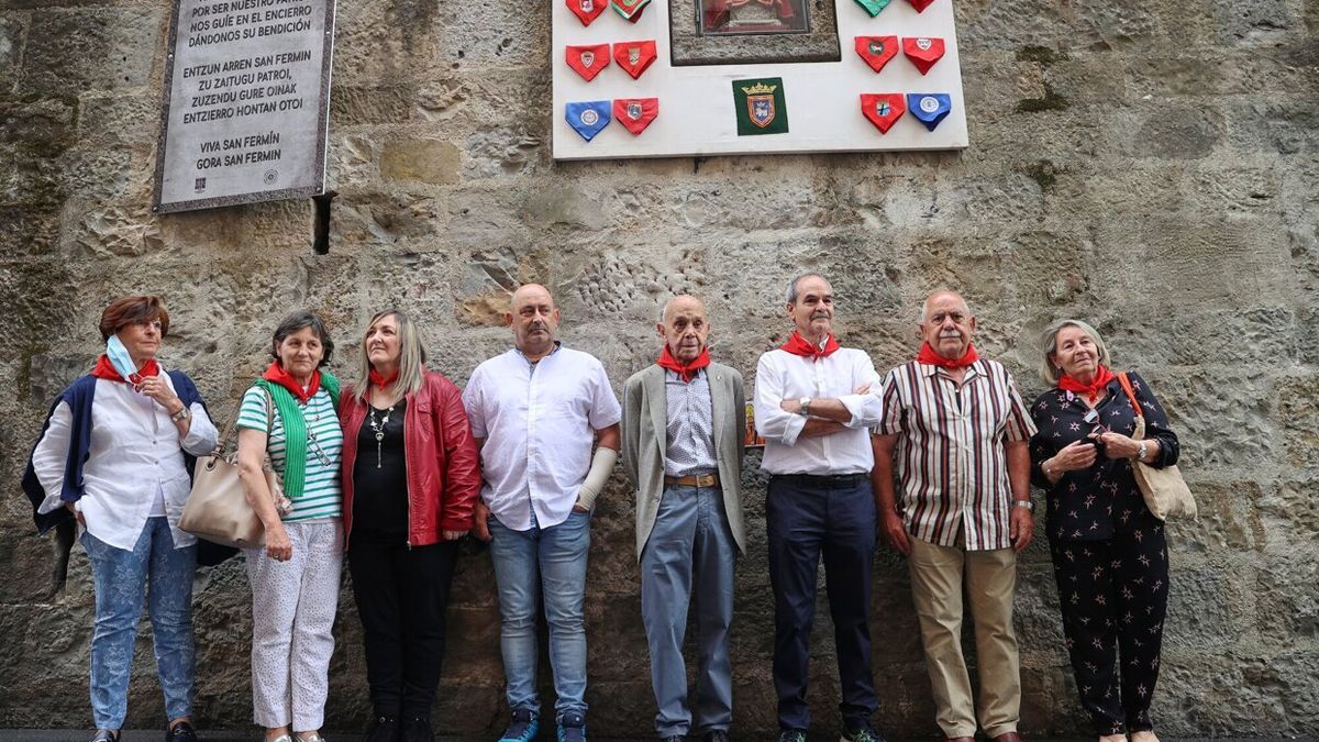 Homenaje a quienes han hecho posible el cántico a San Fermçin en Santo Domingo