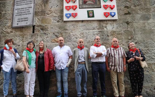Homenaje a quienes han hecho posible el cántico a San Fermçin en Santo Domingo
