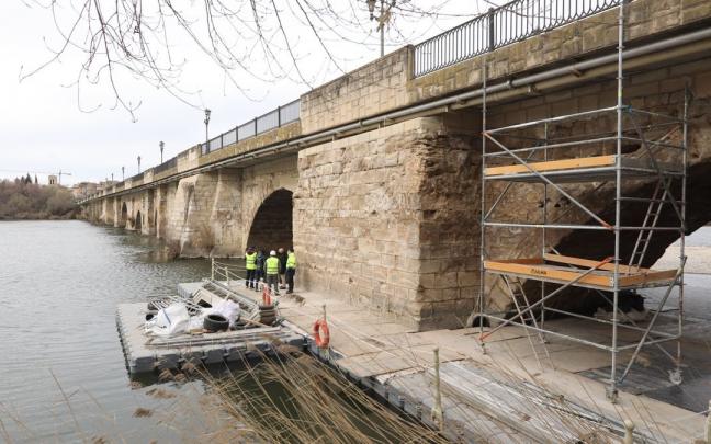 El puente de Tudela, durante las obras.