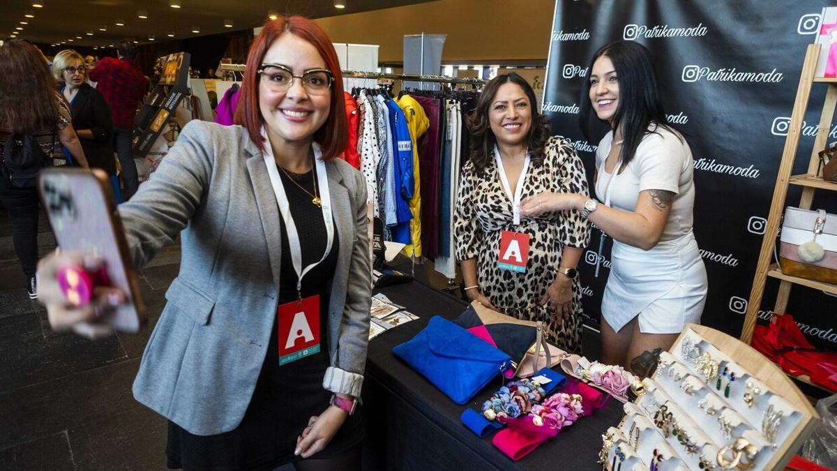 Participantes en la Feria del Trabajo Autónomo de Navarra