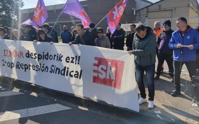 Concentraci&oacute;n de los trabajadores celebrada este mi&eacute;rcoles