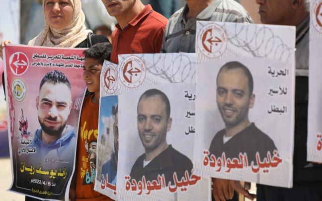 Una protesta en solidaridad con los presos en detención administrativa en Gaza. Una protesta en solidaridad con los presos en detención administrativa en Gaza.