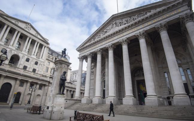 Fachada del Banco de Inglaterra.