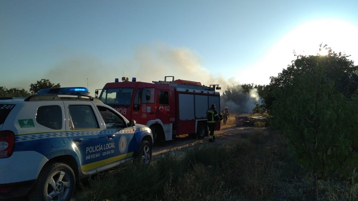 Policía Local y Bomberos, en el lugar del suceso.