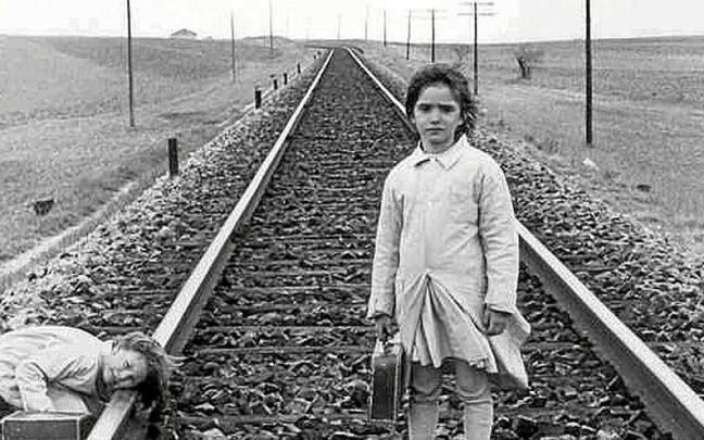 Fotograma de ‘El espíritu de la colmena’. Fotograma de ‘El espíritu de la colmena’.