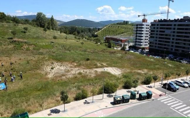 Una de las concentraciones de vecinos de Erripaña contra el proyecto de VPO en la ladera de Beloso. Una de las concentraciones de vecinos de Erripaña contra el proyecto de VPO en la ladera de Beloso.
