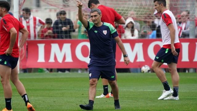Valverde dirige el primer entrenamiento de la pretemporada Valverde dirige el primer entrenamiento de la pretemporada