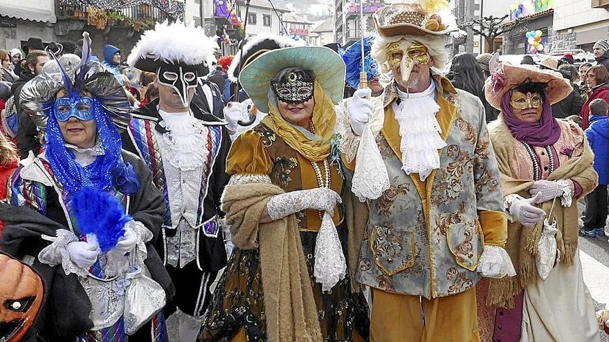 Esta cuadrilla se adelantó a las celebraciones del carnaval de Venecia.