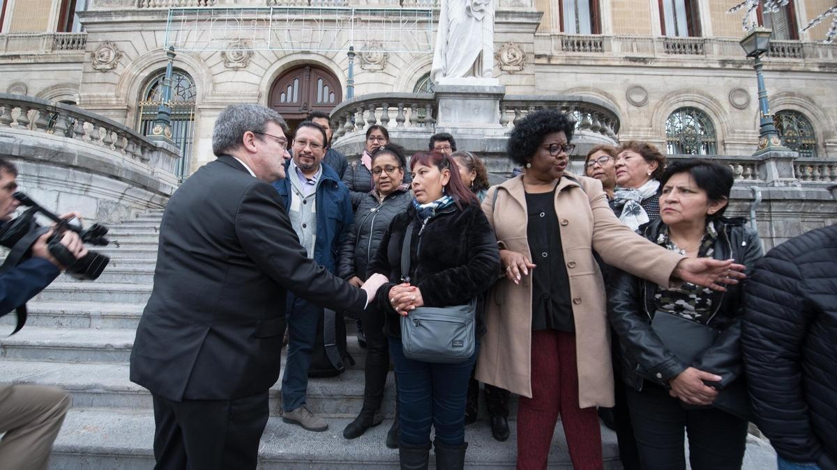 Bilbao muestra su repulsa ante el asesinato machista de Rebeca