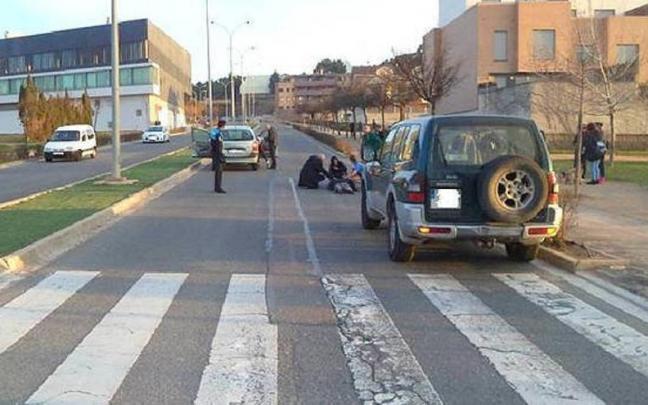 Una persona tendida en el suelo tras ser atropellada en el vial donde se colocar&aacute; uno de los radares