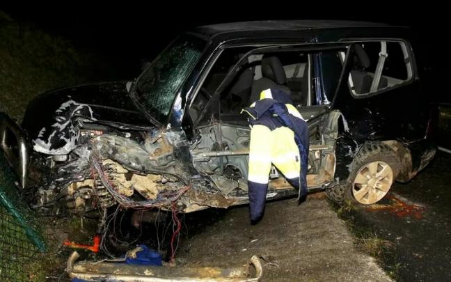 Imagen del accidente con dos fallecidos en la N-121-A
