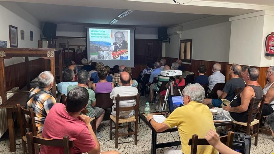 Presentacion del libro en Anto&ntilde;ana.