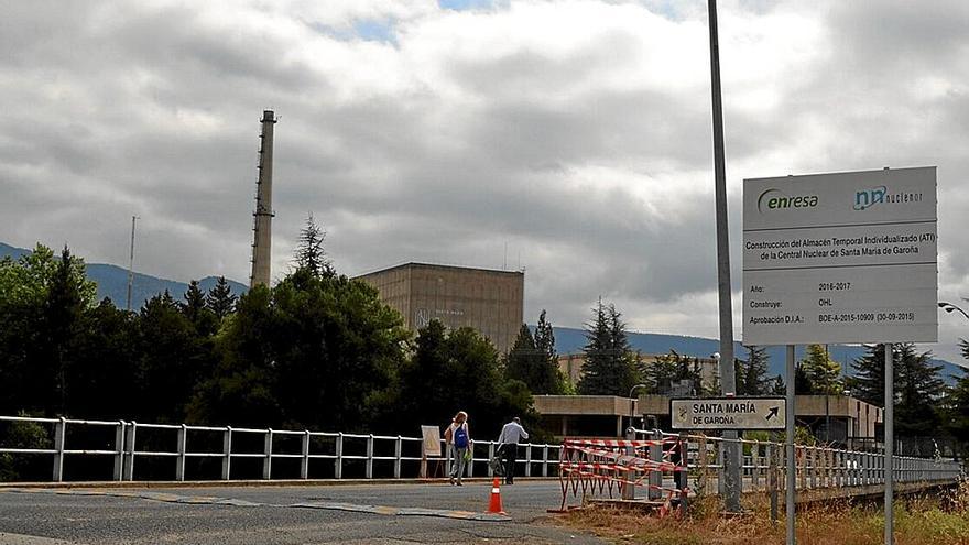 Mucho ruido político se ha generado en las últimas semanas sobre la posible reapertura de la central de Garoña, ubicada en el burgalés municipio del Valle de Tobalina, que hace frontera natural con varias zonas de Álava.