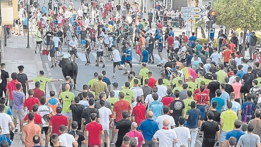 Imagen del toro con soga que hubo este fin de semana durante las fiestas