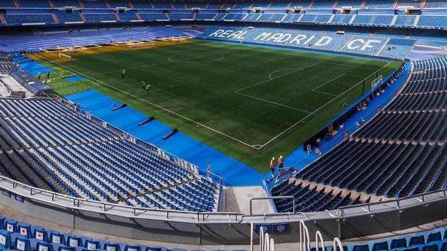 Imagen del césped del Santiago Bernabéu que estrenará Osasuna este domingo.