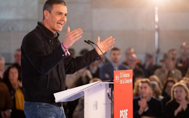 S&aacute;nchez en el mitin celebrado hoy en Sevilla, 14 de enero de 2023.