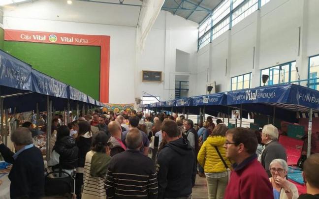 Una gran cantidad de personas han disfrutado de la XII Feria Agroganadera de Urkabustaiz, que se ha celebrado en lzarra