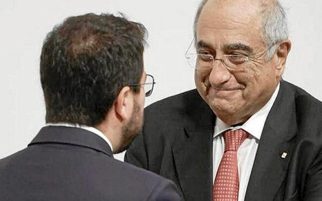 Nadal saluda a Aragon&egrave;s tras su nombramiento.