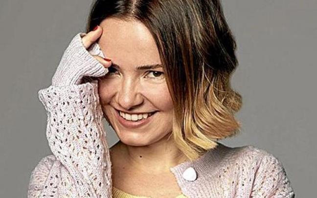 Aitziber Garmendia est&aacute; volcada en el teatro, pero sin renunciar a nada.