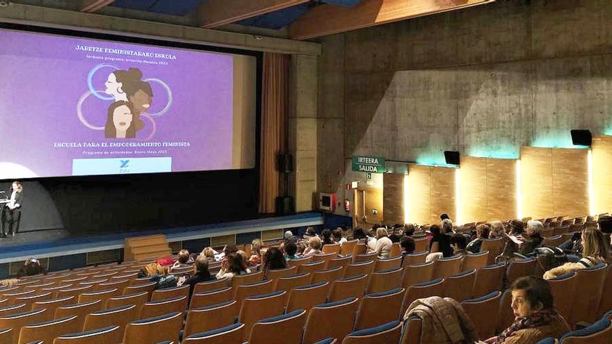 El Zine Antzokia acogió la presentación de un avance del programa.