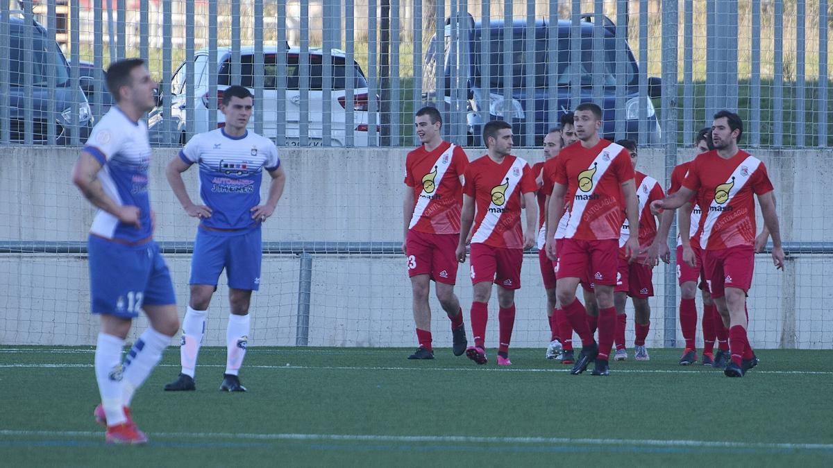 Los jugadores del Cantolagua celebran un gol