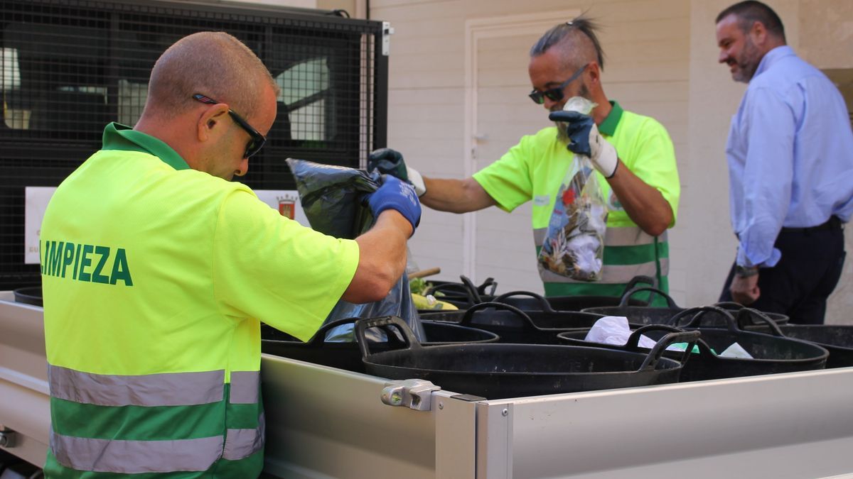 Recogida domiciliaria de residuos.