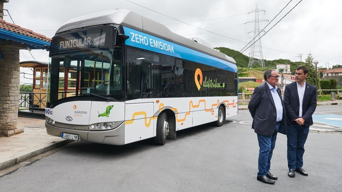 El autobús eléctrico Solaris Urbino será el encargado de dar servicio a los usuarios del funicular de Larreineta entre la estación y La Arboleda.