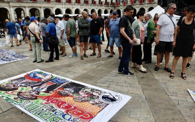 Presentación de las pancartas de la Federación de Blusas y Neskas Presentación de las pancartas de la Federación de Blusas y Neskas