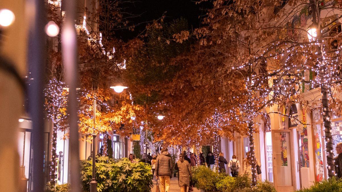 La decoración navideña, uno de los grandes reclamos de Las Rozas Village.